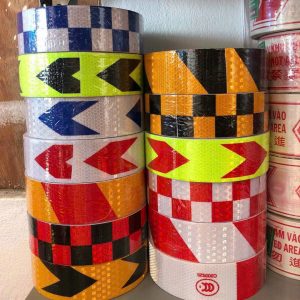 Băng dính phản quang, cuộn dán phản quang giá rẻ tại Hà Nội